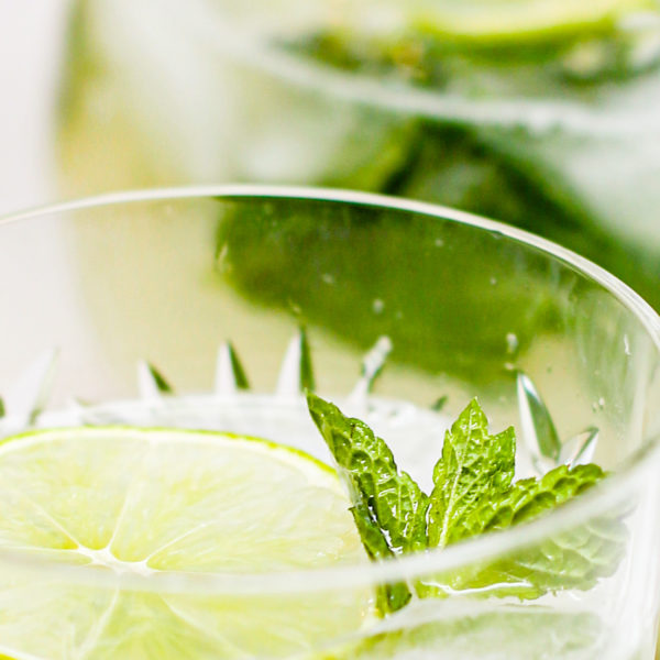 Refreshing Vodka Mojitos